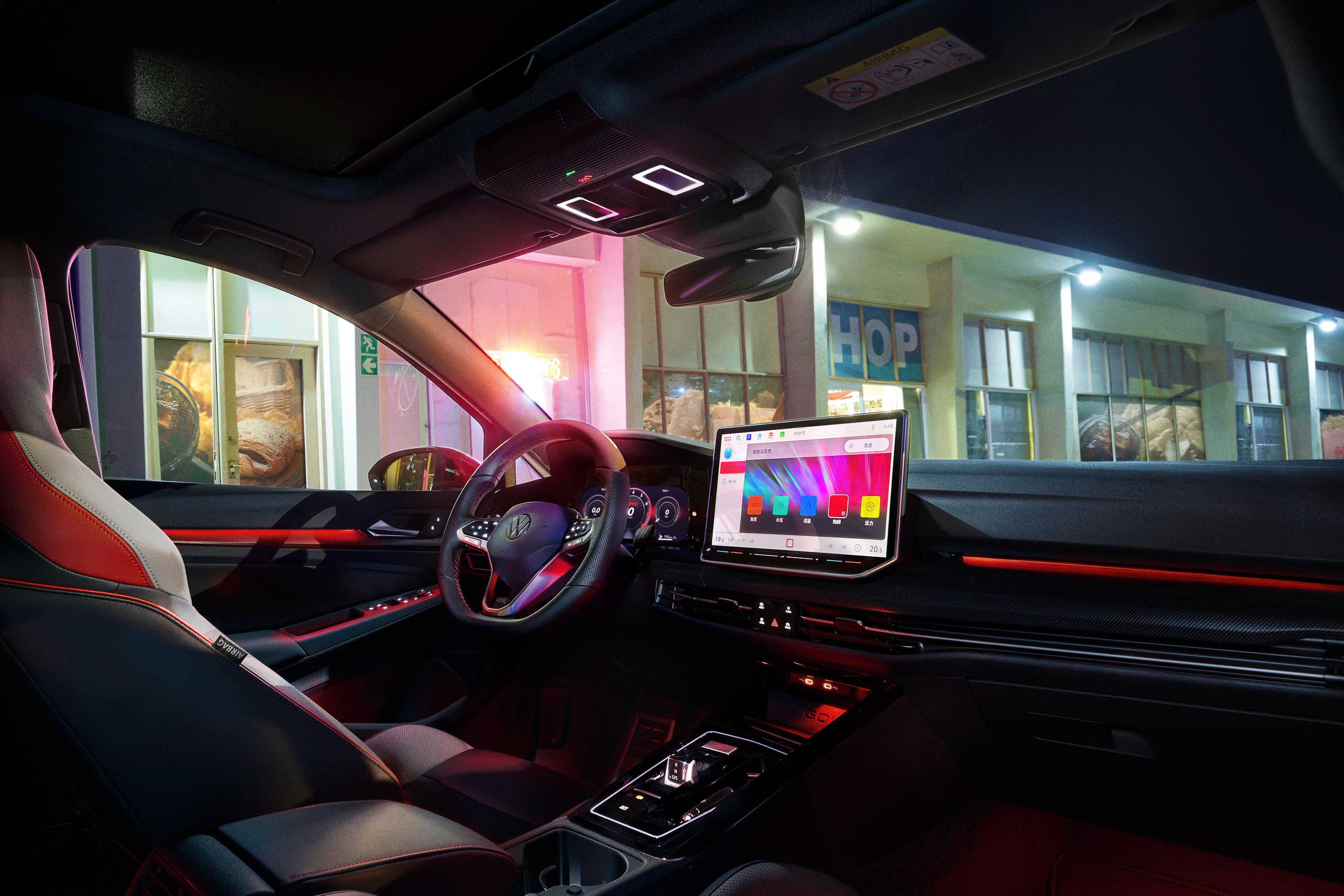 22-Golf GTI